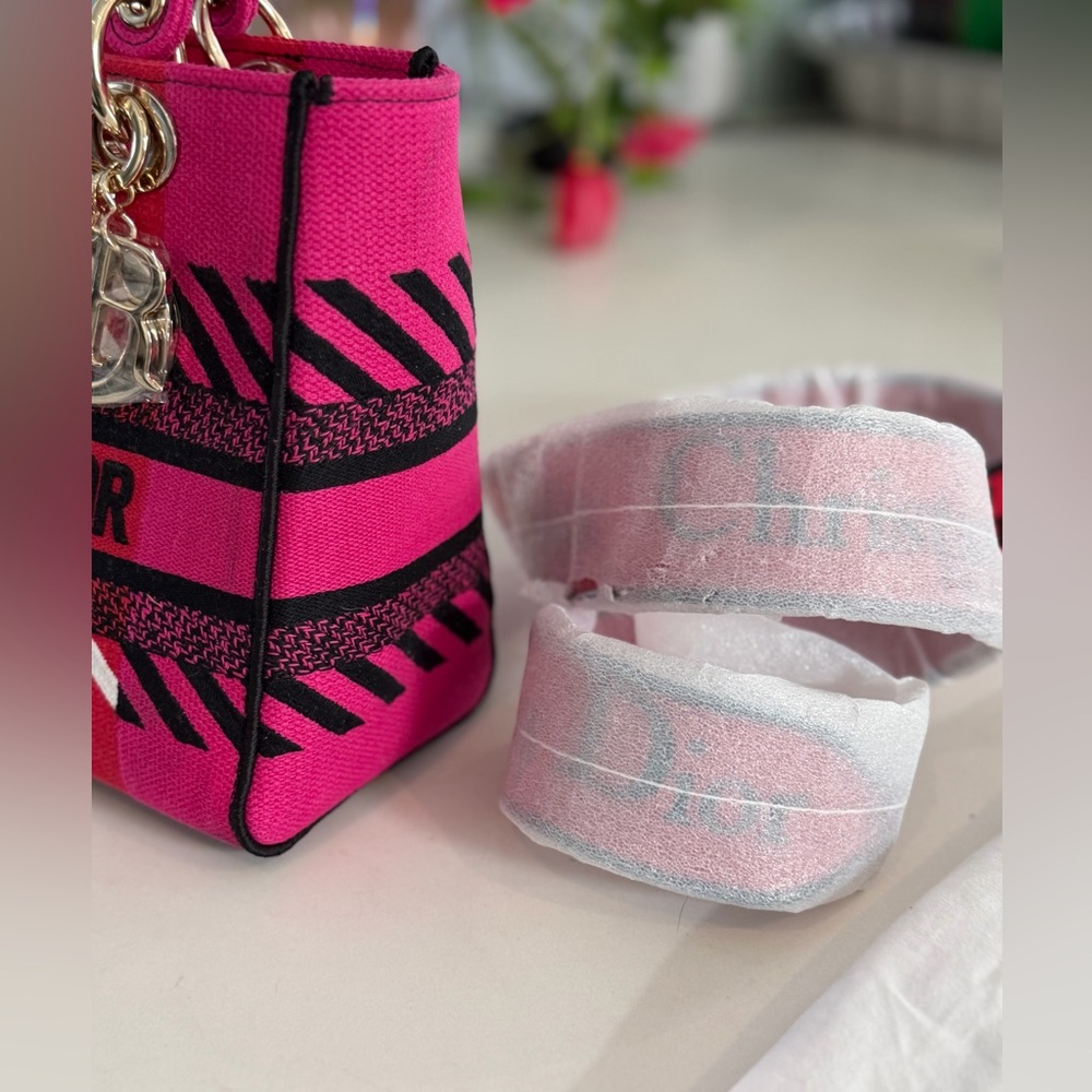 DIOR Dior D-Lite Shoulder Bag Pink & Red Canvas ~ NEVER WORN - Picture 6 of 15